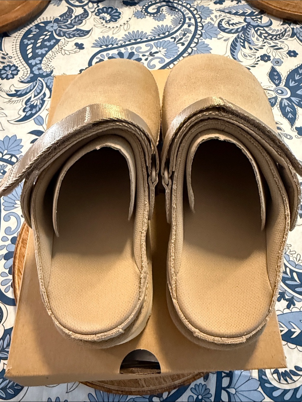 UGG Women's Sand Suede Clog Mules with Adjustable Strap - Picture 2 of 7
